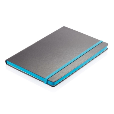Deluxe keményfedelű A5-ös jegyzetfüzet színes lapéllel, kék, fekete